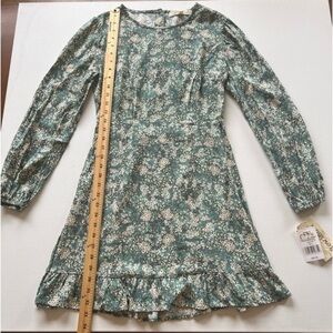 NWT Rewind Women's Dress‎ Color Faded Sage Size Medium (A2)